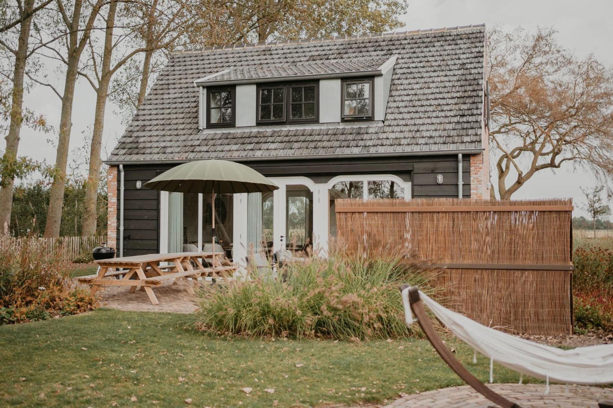 Nieuw Landelijk Vakantiehuis Aan Zee Oostkapelle Exteriör bild